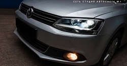 Volkswagen Jetta — установка светодиодных линз GNX Professional Series 3.0 в галогенный отражатель фар, полировка стекол