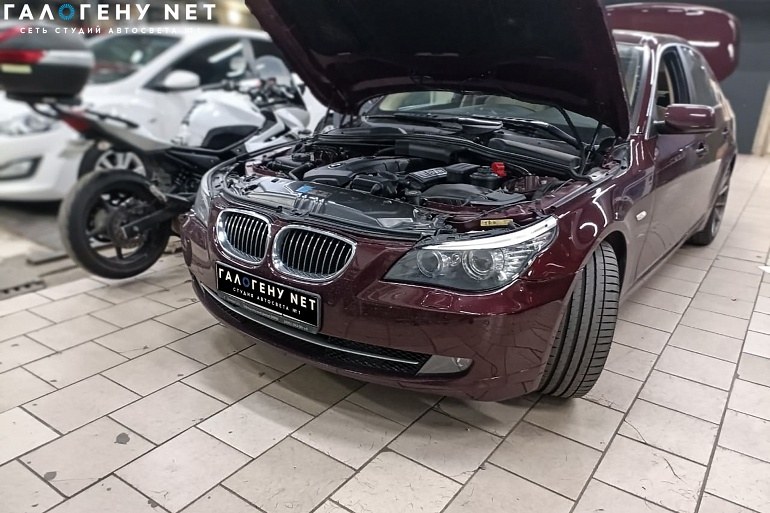 BMW E60 - детейлинг фар, бронирование фар полиуретановой плёнкой