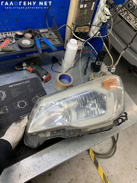 Subaru Forester - установка biled модулей MTF Night Assistant Max Beam в отражатель в фарах, восстановление прозрачности стёкол фар