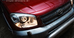 Toyota Rav 4 — врезка билинз Hella R в галогенный отражатель, покраска штатных рефлекторов в серый мат, полировка стекол снаружи и изнутри