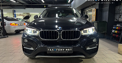 BMW F16 - замена линз в фарах на biled модули, замена стёкол, антихром фар, бронирование фар