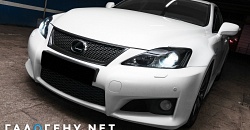 Lexus IS — замена штатных модулей на светодиодные билинзы GTR Mini Bi-LED, покраска масок в черный мат, устранение запотевания, шлифовка стекол, бронирование фар пленкой SunTek PPF Ultra