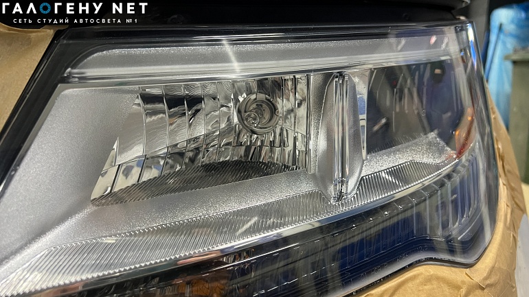 Ford Explorer 5 рестайлинг - установка bi led модулей Aozoom A5+ в отражатель, установка светодиодных модулей дхо+поворотник Light Label Solar Pro