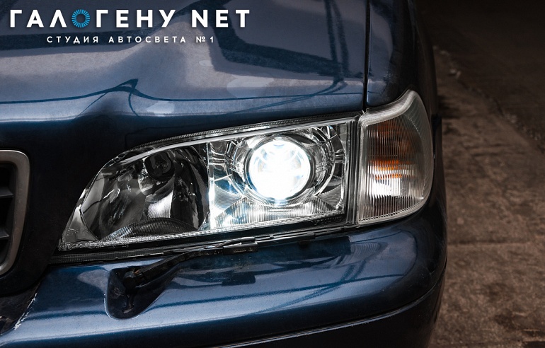 Volvo S70 — врезка светодиодных бимодулей Hella 3R LED в галогенный отражатель, замена стекол