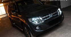 Mitsubishi Pajero 4 - замена штатных модулей на светодиодные линзы GNX Professional Series 3.0