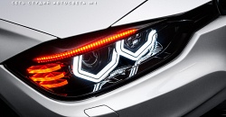 BMW F30 — тюнинг фар: установка ромбовидных ангельских глазок ДХО в стиле новых BMW, установка динамических поворотников, замена линз на светодиодные GNX A3+ by Aozoom, покраска фар в черный глянец