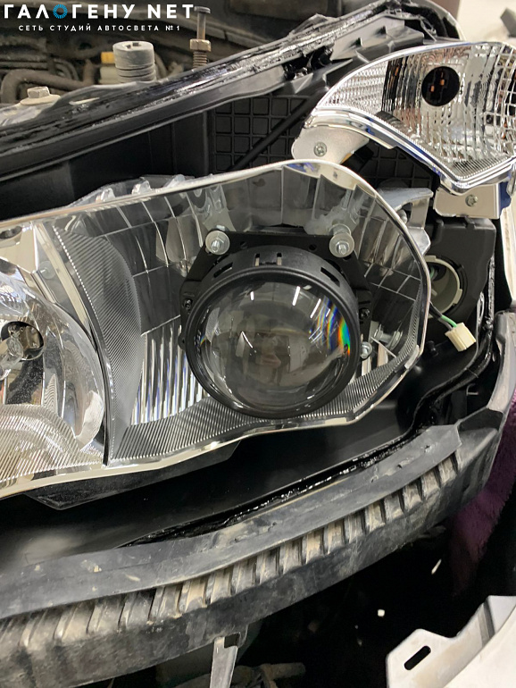 Subaru Forester - установка biled модулей MTF Night Assistant Max Beam в отражатель в фарах, восстановление прозрачности стёкол фар
