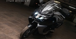 BMW C650 — установка светодиодных линз GTR mini Bi-LED в фару мотоцикла, покраска маски, бронирование