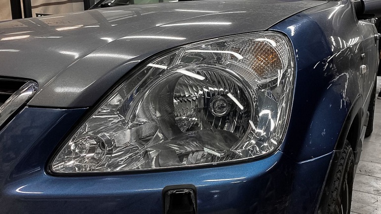 Honda CR-V - восстановление прозрачности стекол и бронь фар