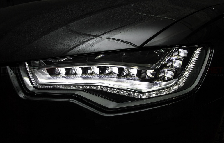 Audi A6 C7 — восстановление герметичности фар, устранение запотевания