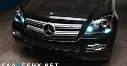 Mercedes-Benz GL450 — замена штатных модулей на биксеноновые линзы Hella 3R, восстановление прозрачности стекол с помощью шлифовки, покраска масок в черный мат, бронирование стекол