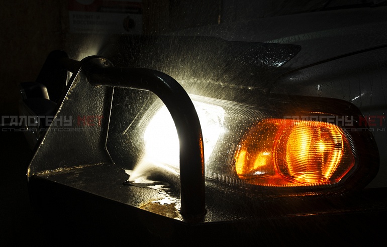 Mitsubishi Montero Sport — установка биксенона Hella 4 Intemo, омывателя фар от Hella и светодиодных ламп в салон автомобиля