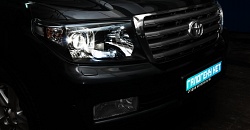 Toyota Land Cruiser 200 - установку биксеноновых модулей Hella 3R, покраска маски в черный мат, замена ламп