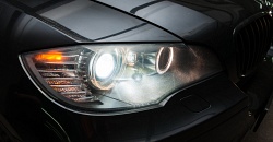 BMW X6 — замена штатных выгоревших линз на biled GNX Professional Series 3.0, восстановление прозрачности стекол, полировка стекол изнутри и снаружи, бронировнаие фар