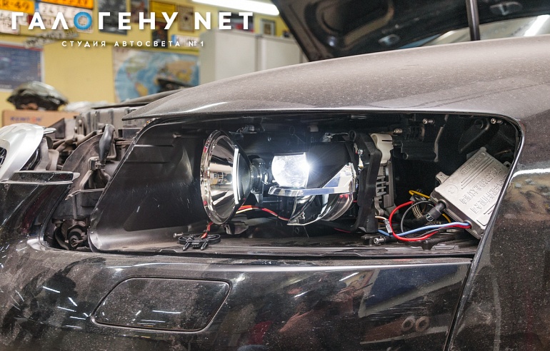Audi A6 C6 рестайл — замена линз на светодиодные бимодули GNX G12, установка светодиодных ламп GNX LED T5 CSP H7 6000K в секцию дальнего, покраска масок